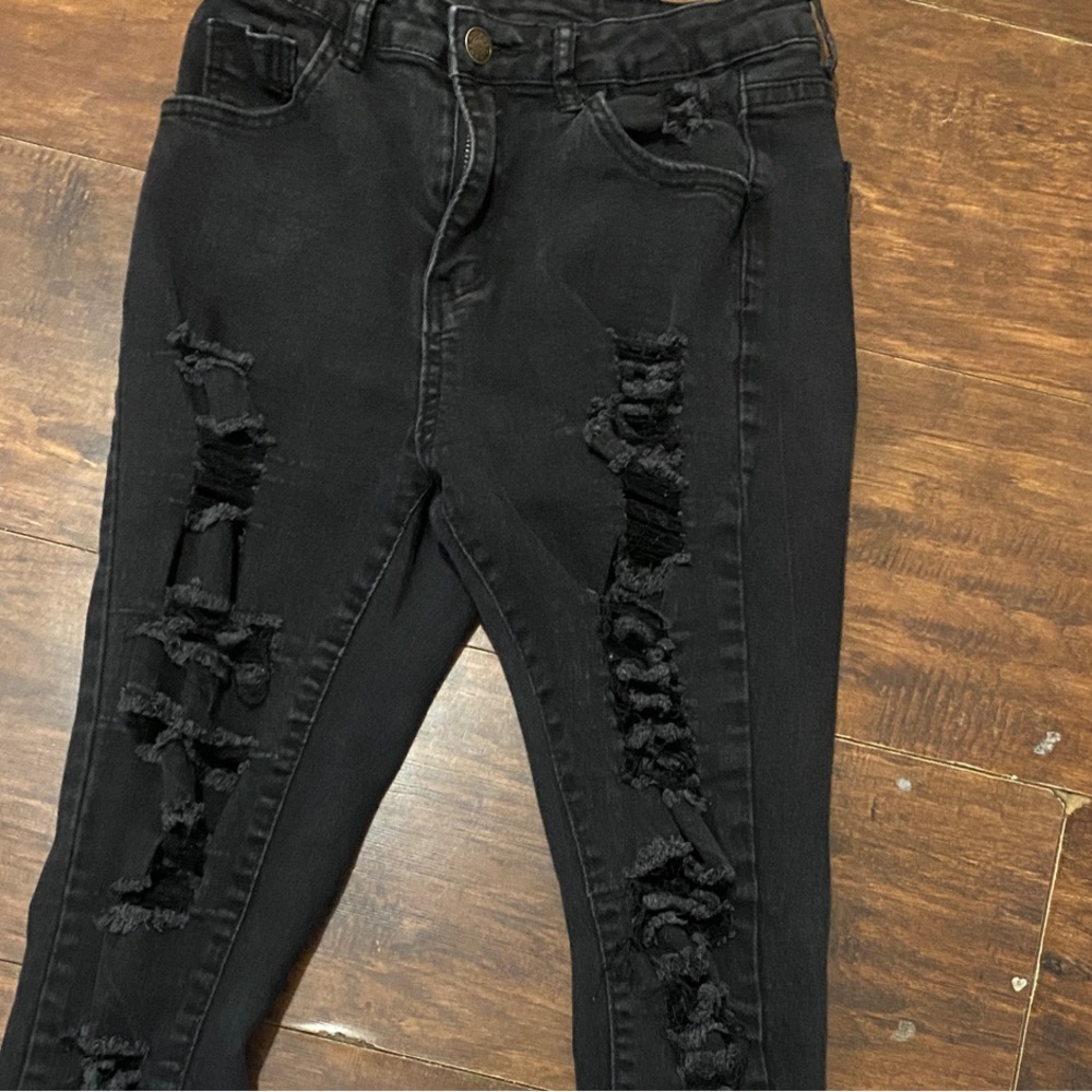 American Eagle Outfitters Black Distressed Skinny Jeans